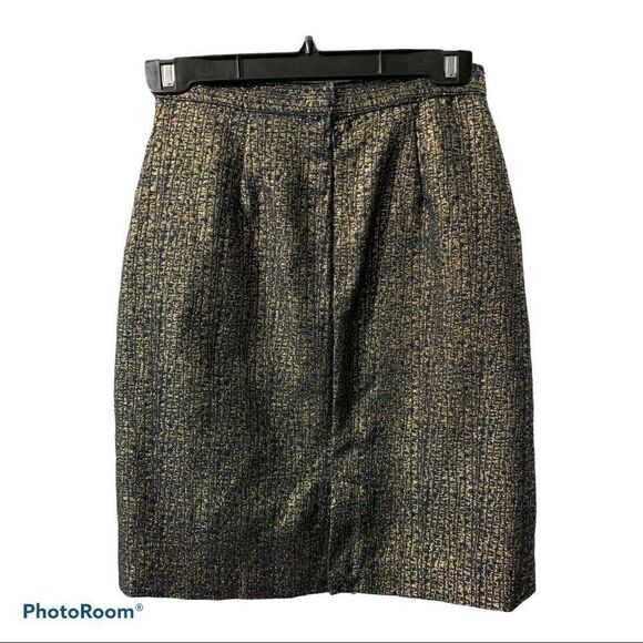 NWOT Tucker Skirt   - Picture 2 of 7